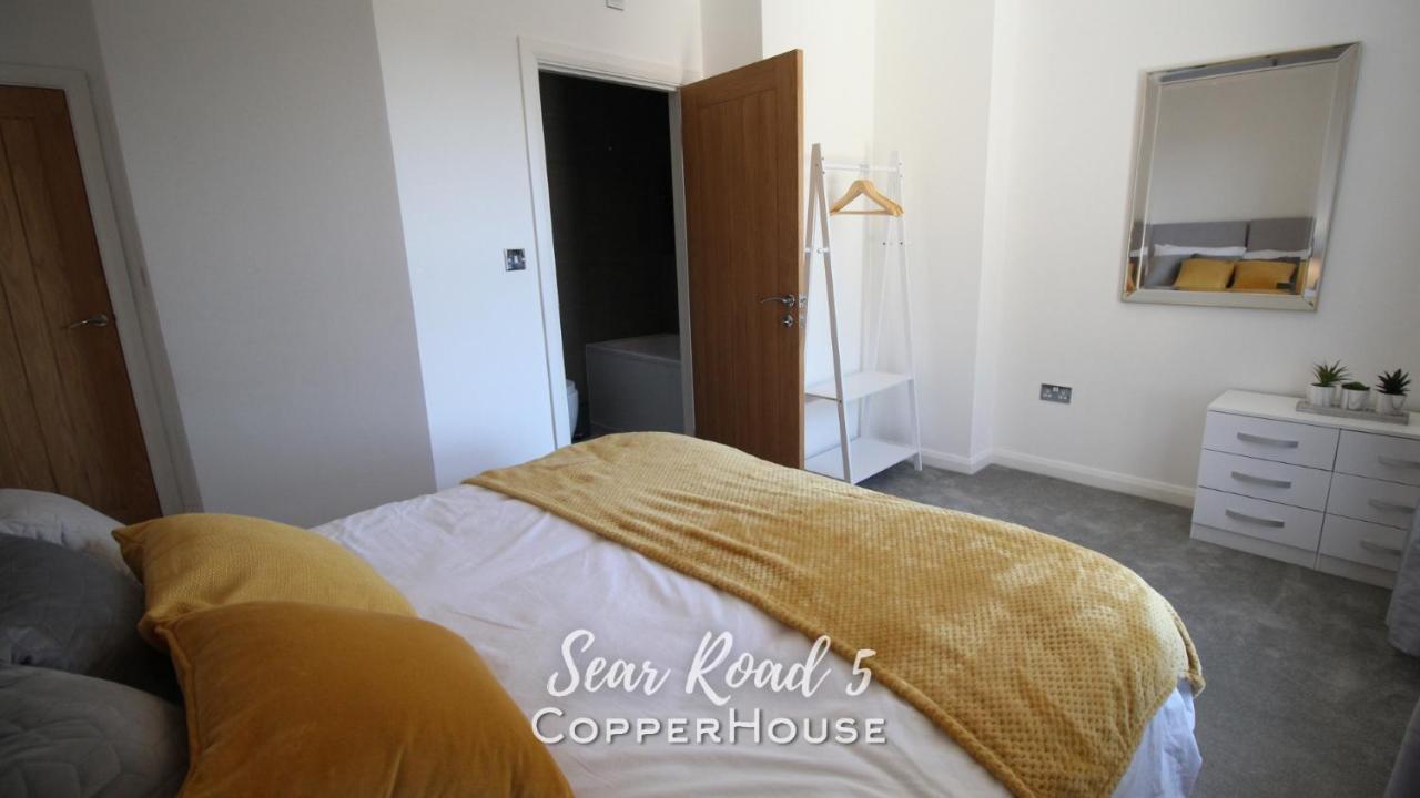 فليإكسستوو Beautiful Apartments On The Sea Front - Sea Road 5 المظهر الخارجي الصورة